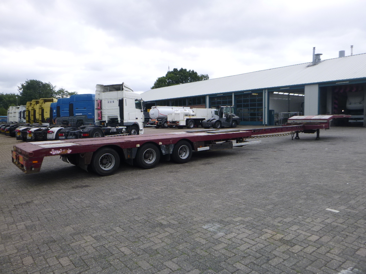 Semi-remorque surbaissé Nooteboom 3-axle semi-lowbed trailer extendable 14.5 m + ramps: photos 4