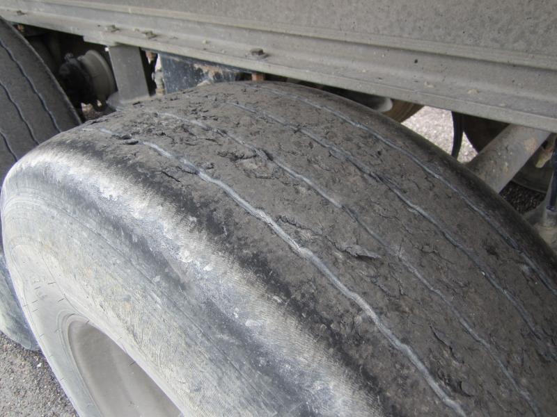 Semi-remorque benne Benalu