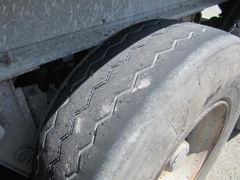 Semi-remorque benne Benalu