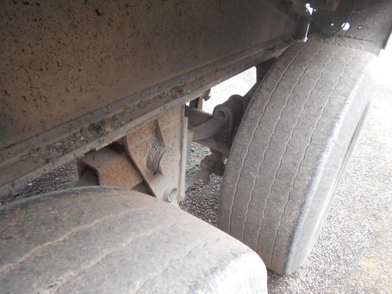 Semi-remorque benne Benalu