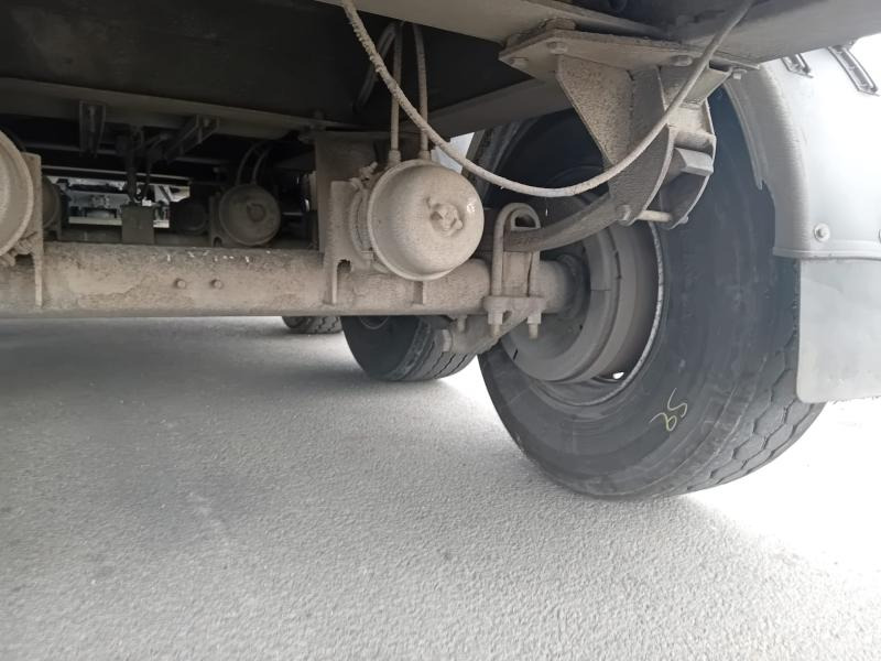 Semi-remorque benne Benalu