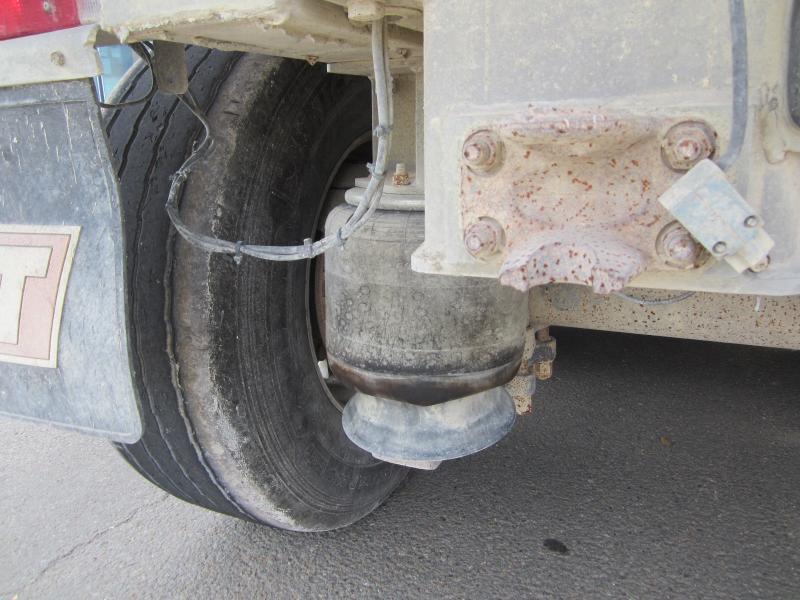 Semi-remorque benne Benalu