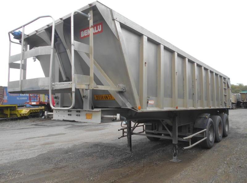 Semi-remorque benne Benalu