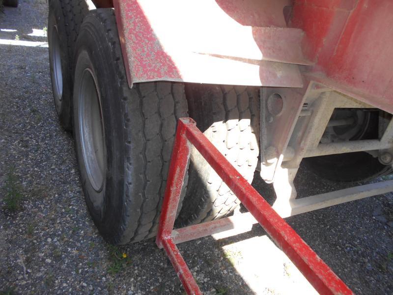 Semi-remorque benne Fruehauf
