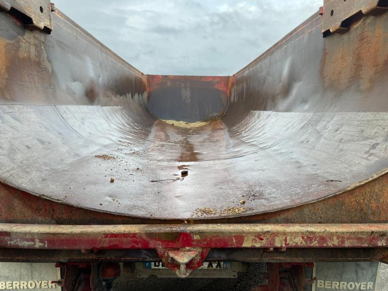 Semi-remorque benne Kaiser