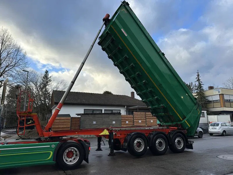 Semi-remorque benne Kempf SKM 35/3 Hardox 31 m³ Lift ALCOA SKM 35/3 Hardox 31 m³ Lift ALCOA