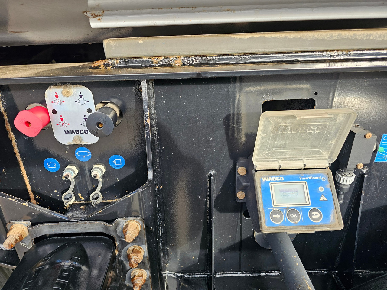 Semi-remorque benne Kögel SKM24