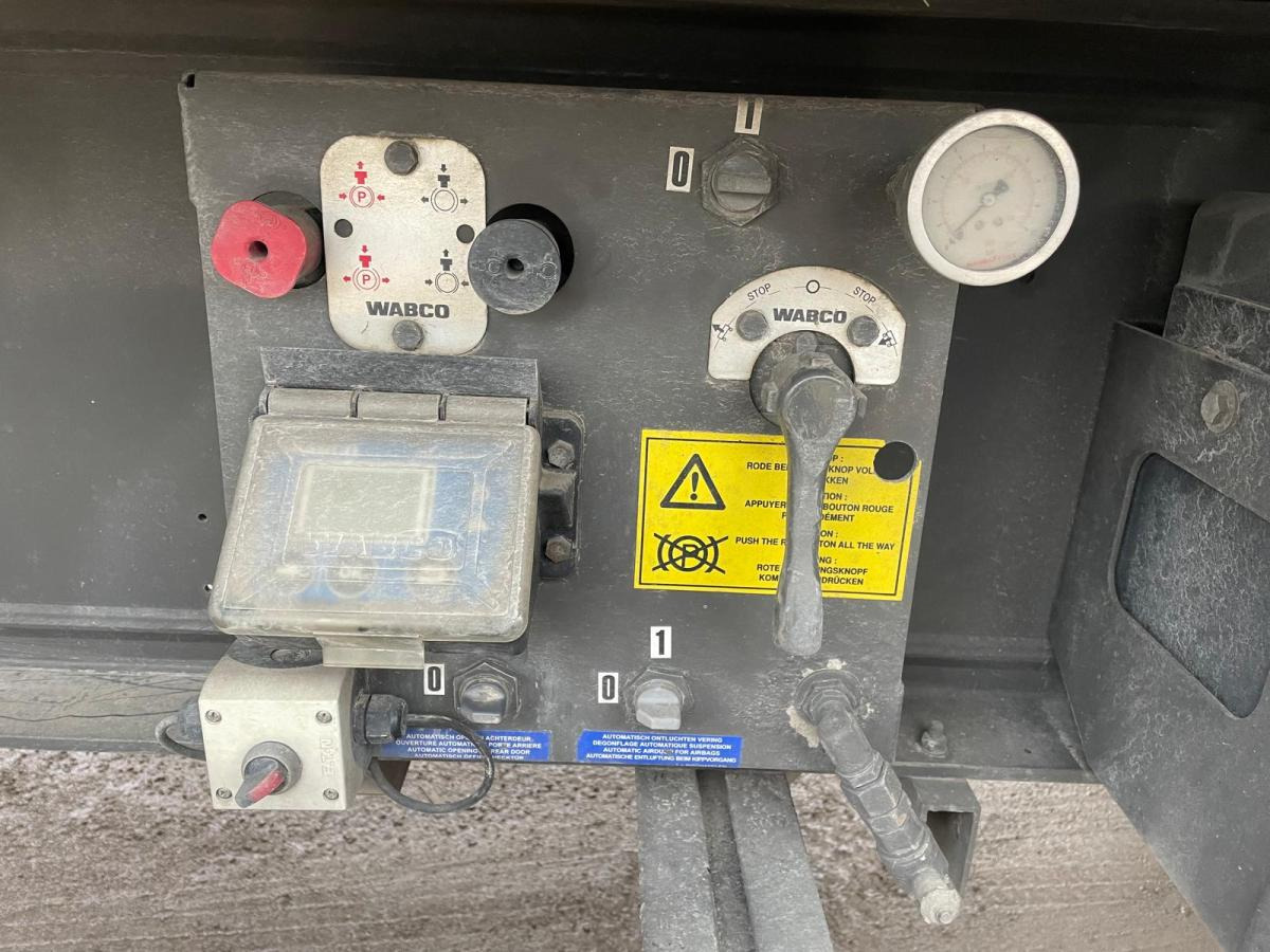 Semi-remorque benne Stas