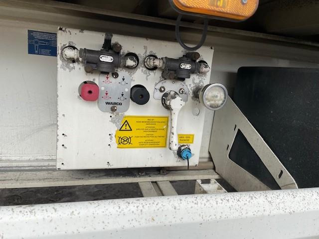 Semi-remorque benne Stas