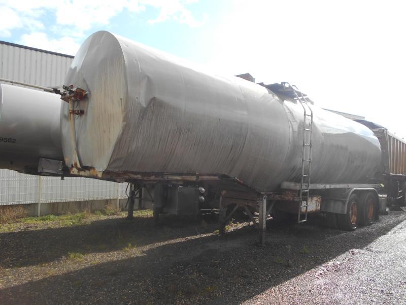 Semi-remorque citerne Fruehauf