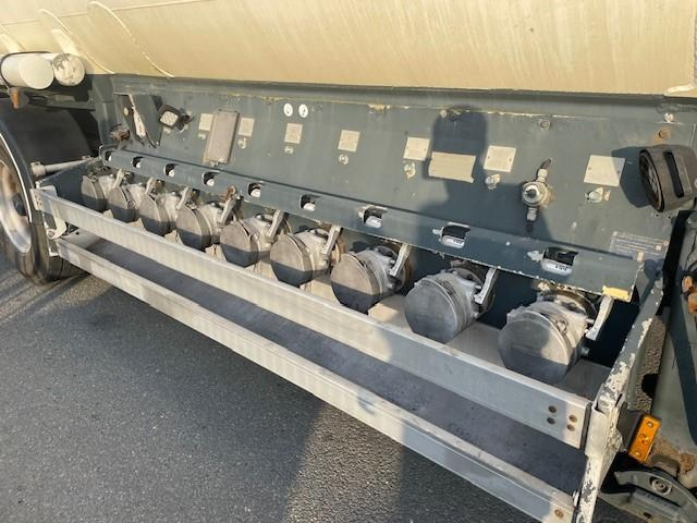 Semi-remorque citerne General Trailers