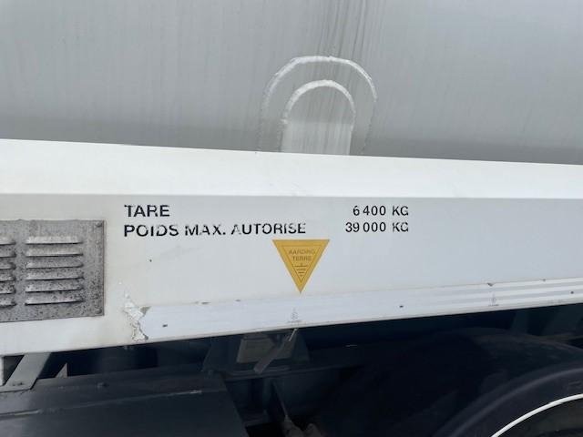 Semi-remorque citerne Lag