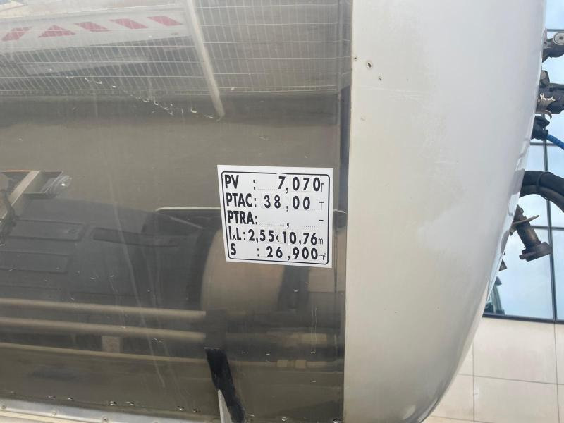 Semi-remorque citerne Maisonneuve