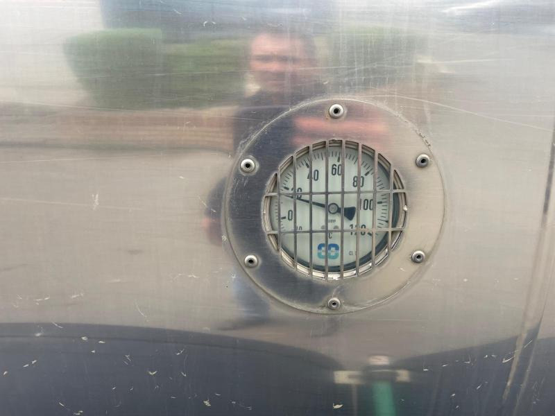 Semi-remorque citerne Maisonneuve