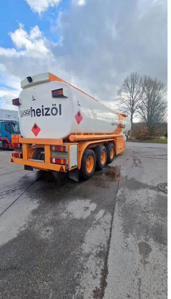Semi-remorque citerne Schwelmer Eisenwerk TSA Diesel Heizöl 6 Kammern 35.5 m³ Zählwerk TKZ A TSA Diesel Heizöl 6 Kammern 35.5 m³ Zählwerk TKZ ABS