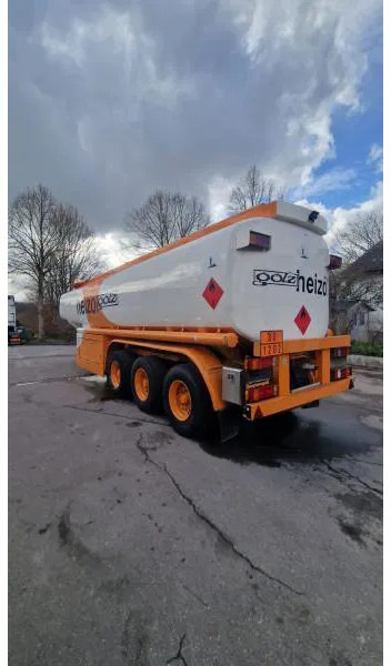 Semi-remorque citerne Schwelmer Eisenwerk TSA Diesel Heizöl 6 Kammern 35.5 m³ Zählwerk TKZ A TSA Diesel Heizöl 6 Kammern 35.5 m³ Zählwerk TKZ ABS
