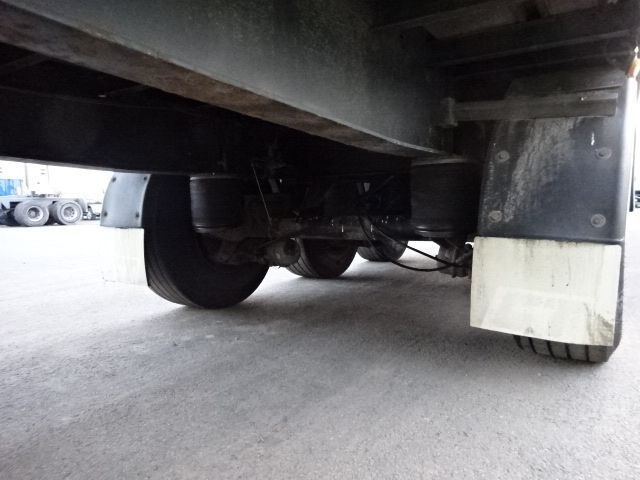 Semi-remorque fourgon General Trailer Box