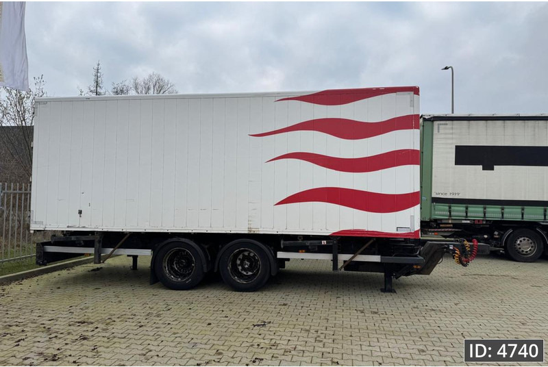 Semi-remorque fourgon Jumbo TM 200 CE