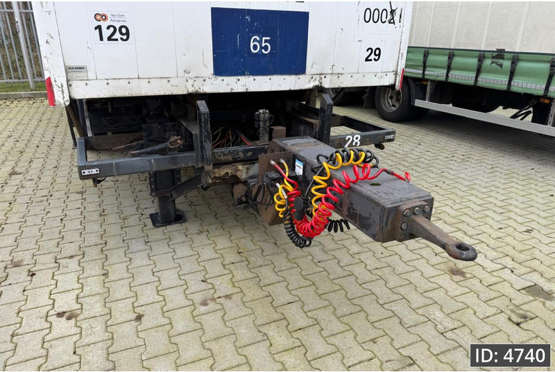 Semi-remorque fourgon Jumbo TM 200 CE