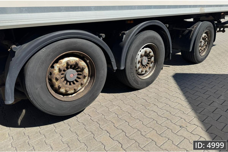 Semi-remorque fourgon Krone SD / Disk brakes