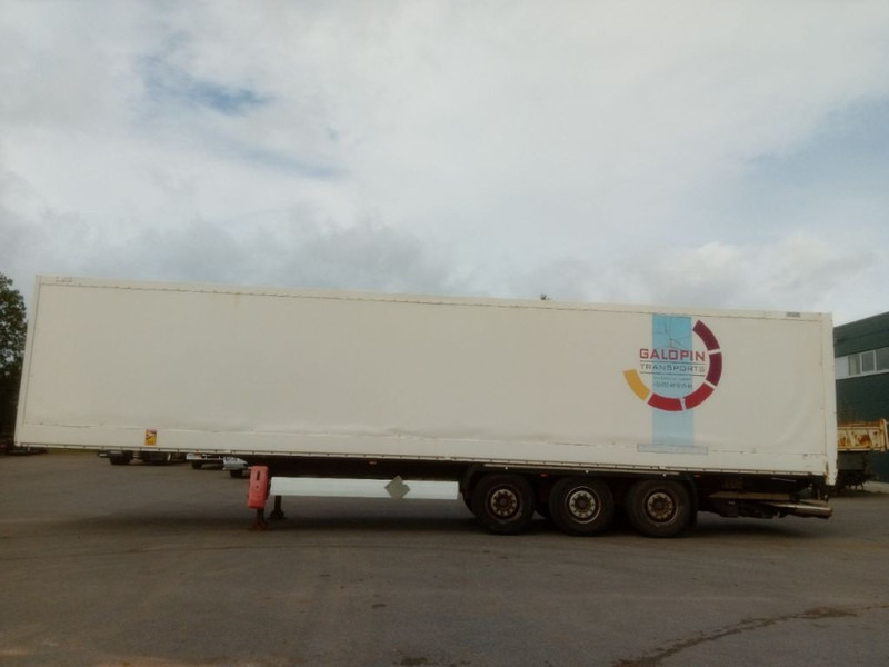Semi-remorque fourgon Krone closed box