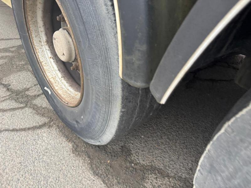 Semi-remorque plateau Fruehauf