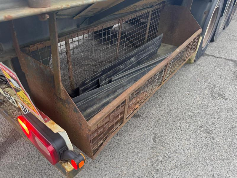 Semi-remorque plateau Fruehauf