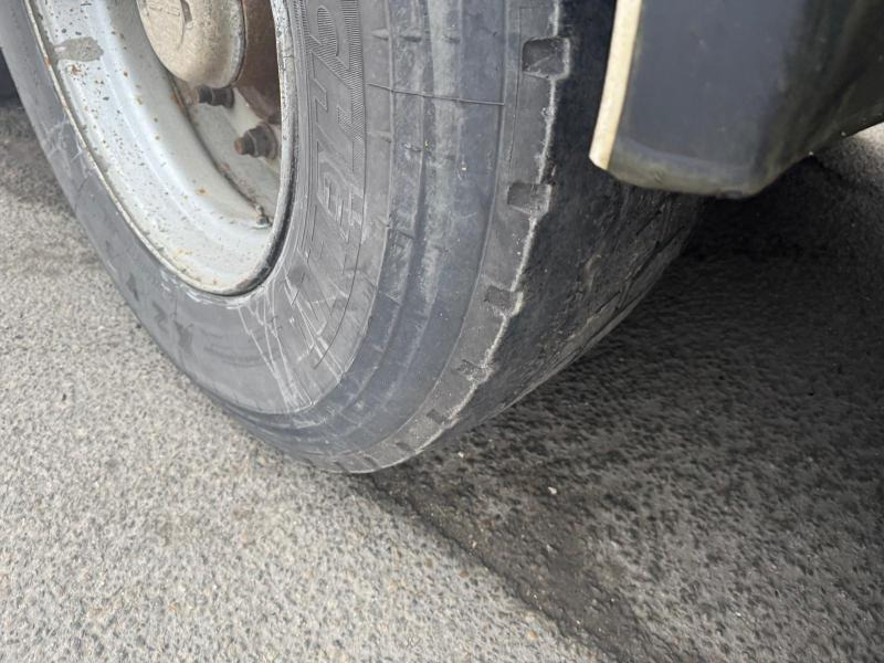 Semi-remorque plateau Fruehauf