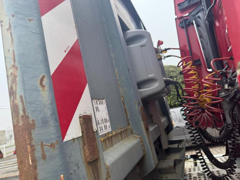 Semi-remorque plateau Fruehauf