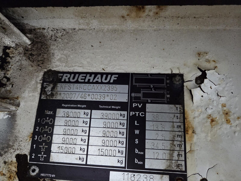 Semi-remorque plateau Fruehauf