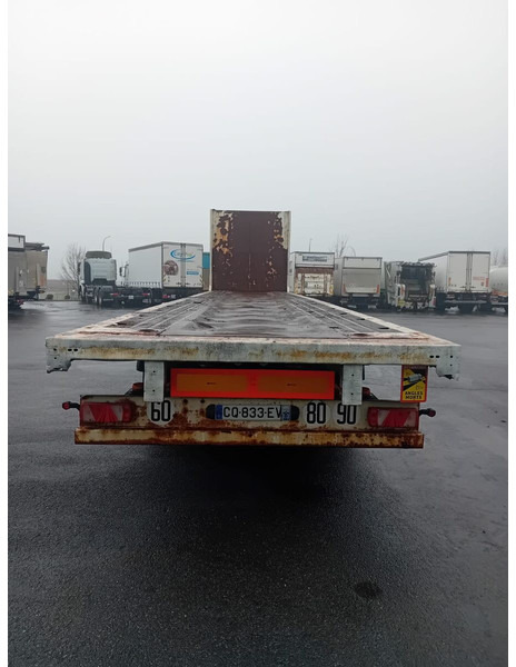 Semi-remorque plateau Fruehauf
