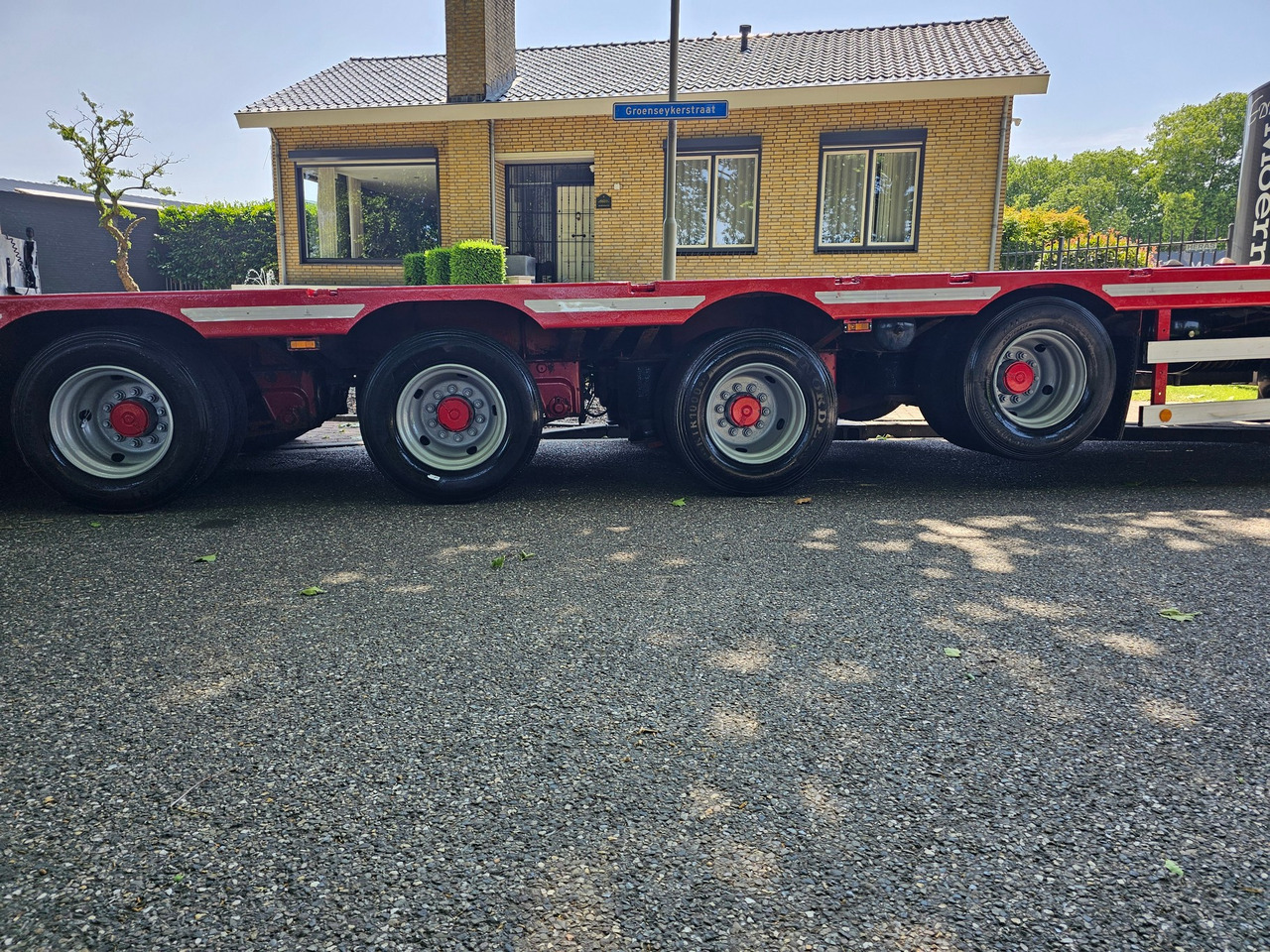 Semi-remorque plateau HRD SPTM4N Mega Telesopic