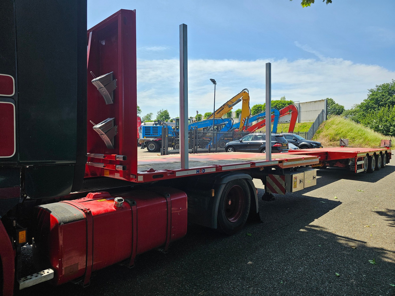 Semi-remorque plateau HRD SPTM4N Mega Telesopic