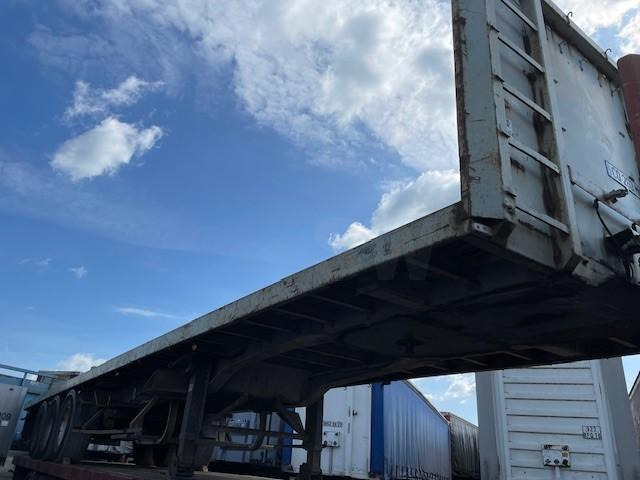 Semi-remorque plateau Kaiser