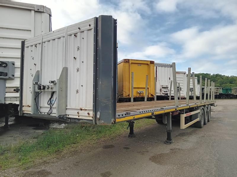 Semi-remorque plateau Kässbohrer