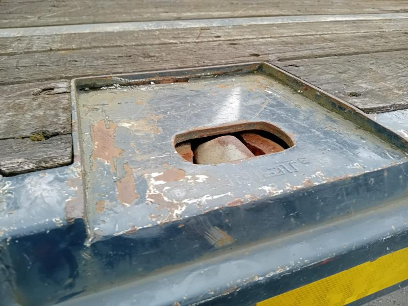 Semi-remorque plateau Kässbohrer