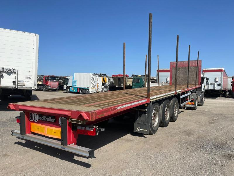 Semi-remorque plateau Lecitrailer