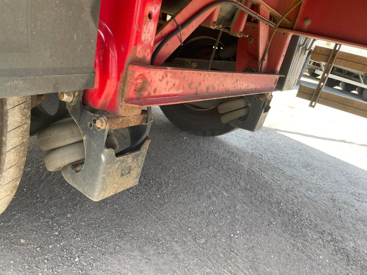 Semi-remorque plateau Lecitrailer