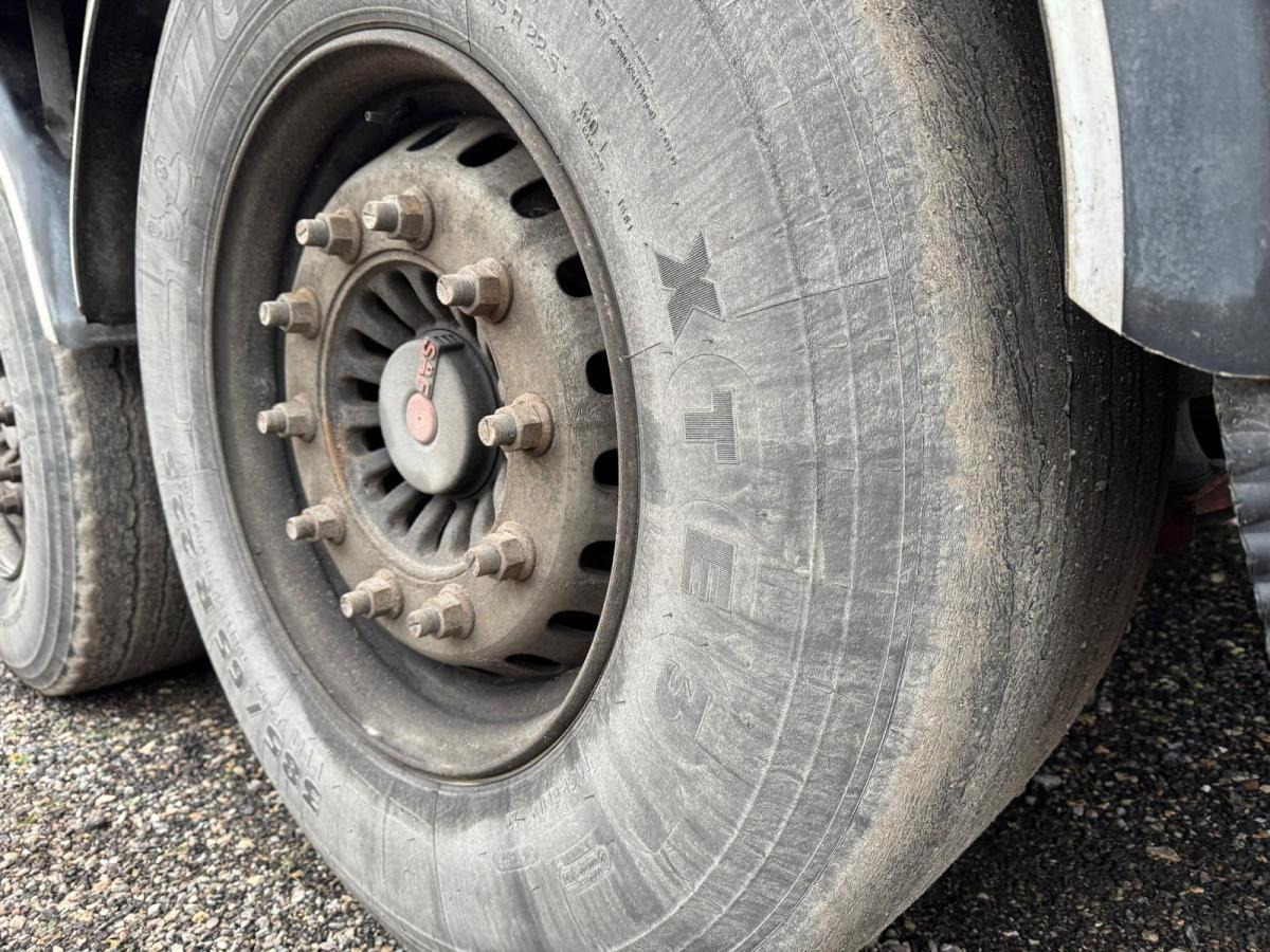 Semi-remorque plateau Legras