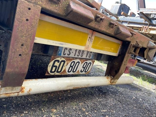 Semi-remorque plateau Trailor