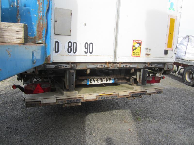 Semi-remorque rideaux coulissants Fruehauf