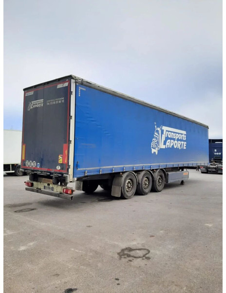 Semi-remorque rideaux coulissants Fruehauf