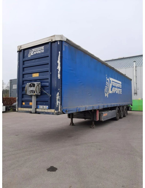 Semi-remorque rideaux coulissants Fruehauf