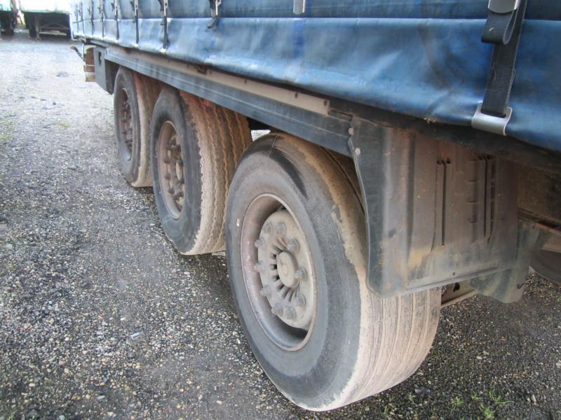 Semi-remorque rideaux coulissants Krone