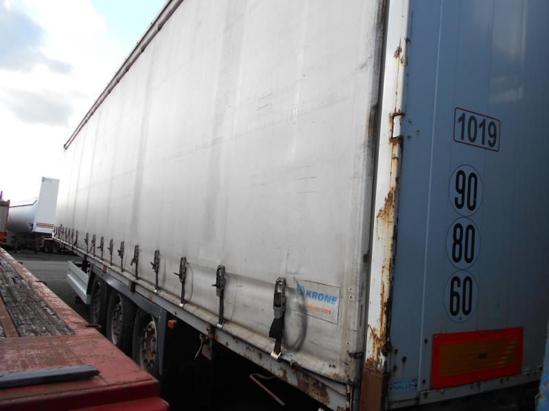 Semi-remorque rideaux coulissants Krone