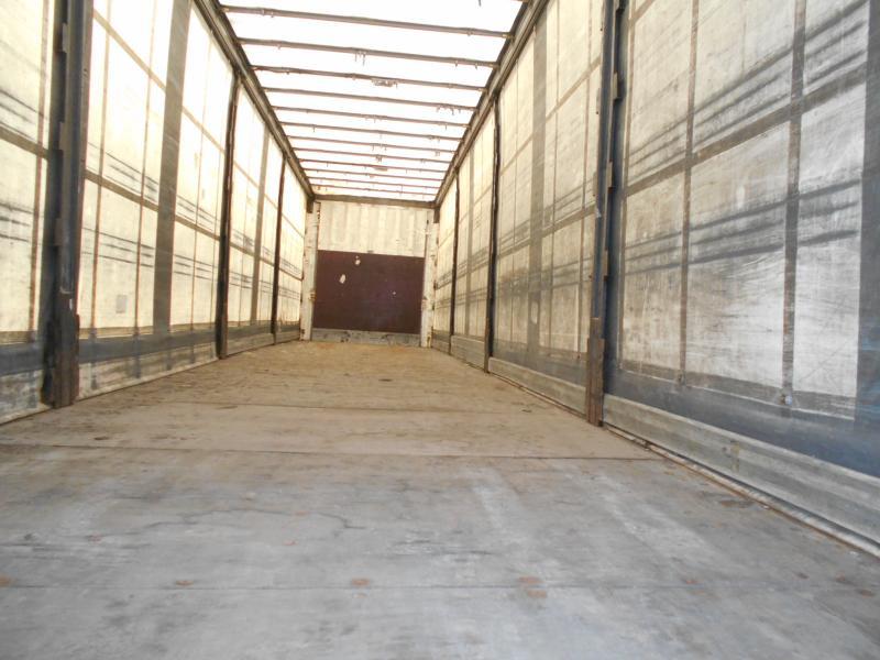 Semi-remorque rideaux coulissants Krone