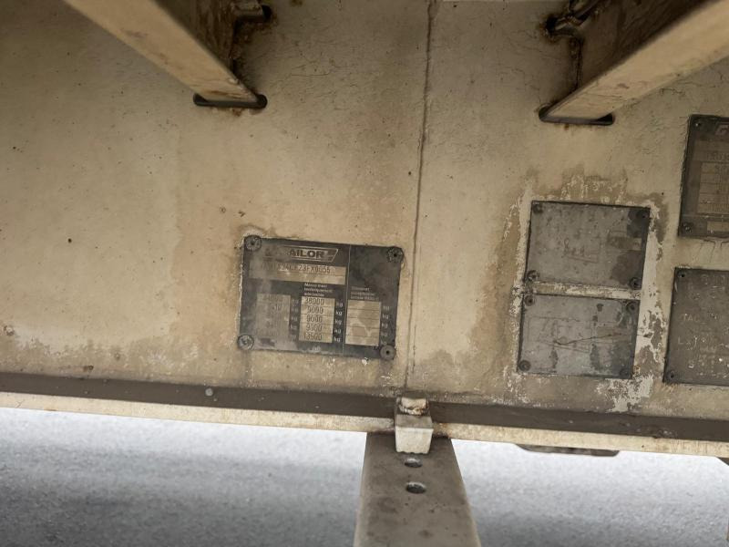 Semi-remorque rideaux coulissants Trailor