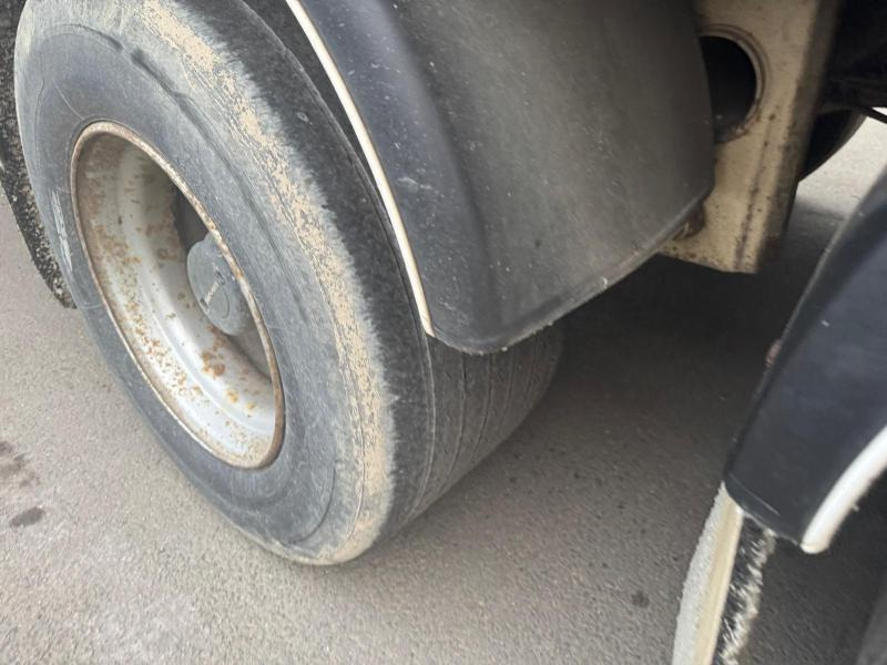 Semi-remorque rideaux coulissants Trailor