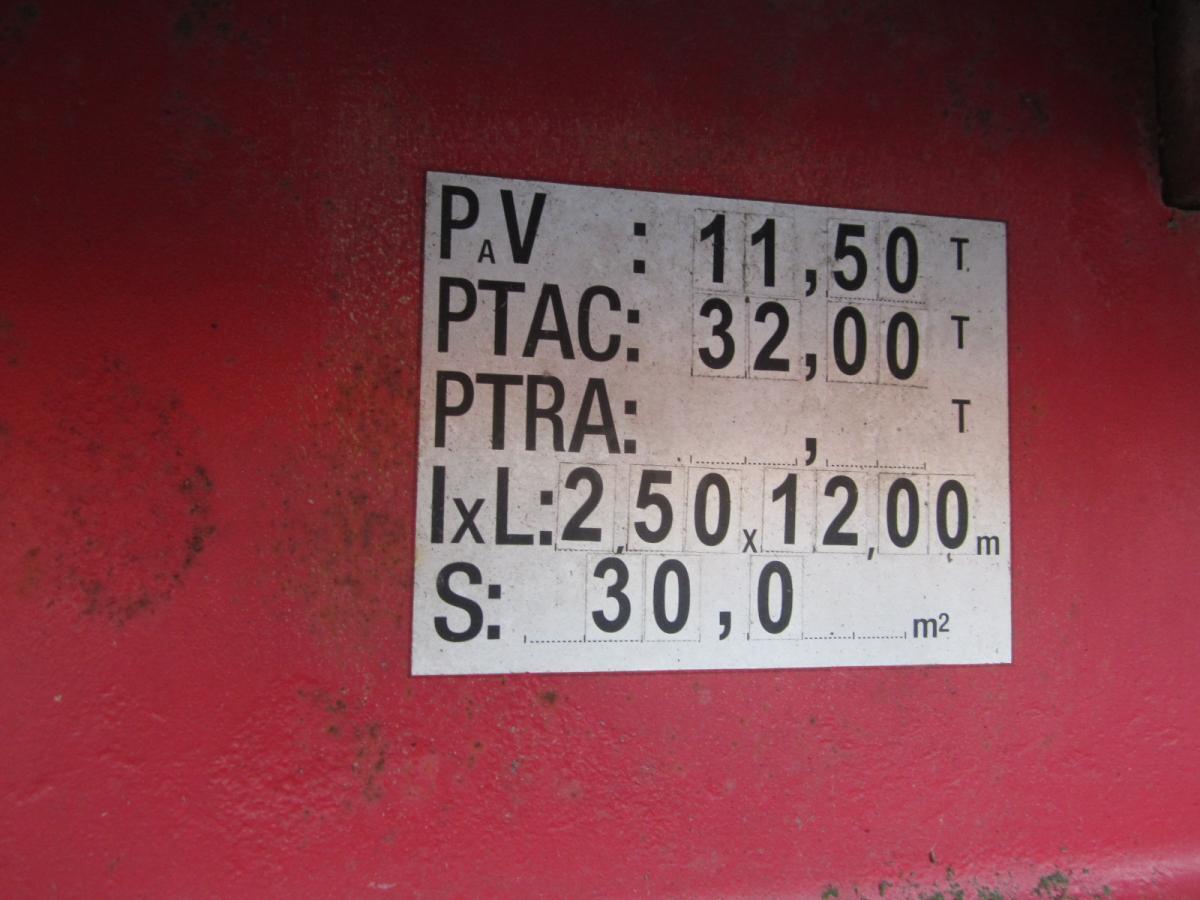 Semi-remorque surbaissé Actm