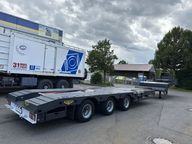 Semi-remorque surbaissé Broshuis Tele Semi Tieflader Luft 4.5 m auszieh u. 3 m verb Tele Semi Tieflader Luft 4.5 m auszieh u. 3 m verbreiterb.